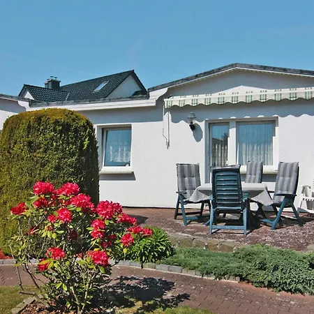 Ferienhaeuser Am Teich, Zinnowitz, Cleaning Included Casa vacanze