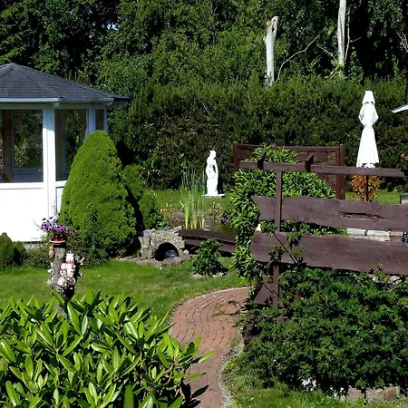 Casa vacanze Ferienhaeuser Am Teich, Zinnowitz, Cleaning Included *