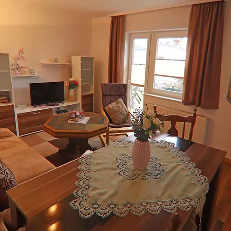Ferienhaeuser Am Teich, Zinnowitz, Cleaning Included Casa vacanze *