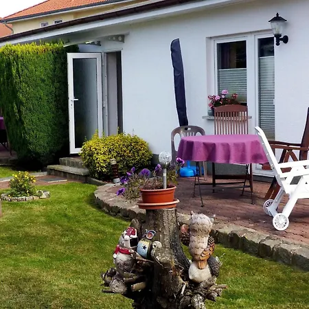 Ferienhaeuser Am Teich, Zinnowitz, Cleaning Included Casa vacanze Zinnowitz