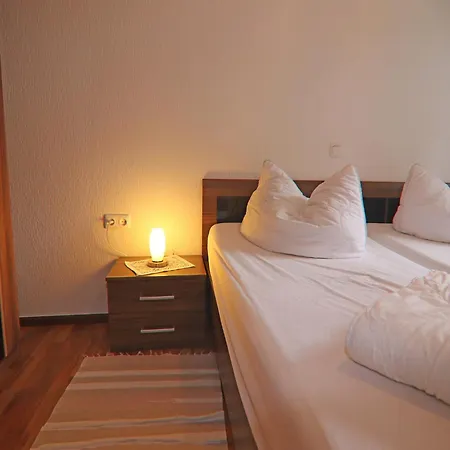 Casa vacanze Ferienhaeuser Am Teich, Zinnowitz, Cleaning Included Zinnowitz