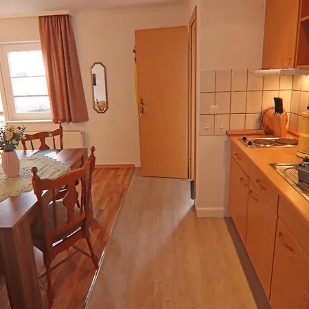 Ferienhaeuser Am Teich, Zinnowitz, Cleaning Included Casa vacanze