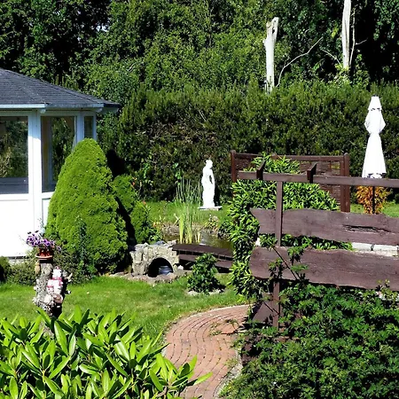 Ferienhaeuser Am Teich, Zinnowitz, Cleaning Included Casa vacanze *