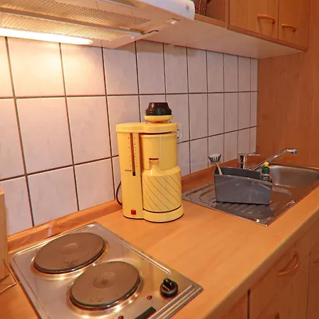 Ferienhaeuser Am Teich, Zinnowitz, Cleaning Included Casa vacanze